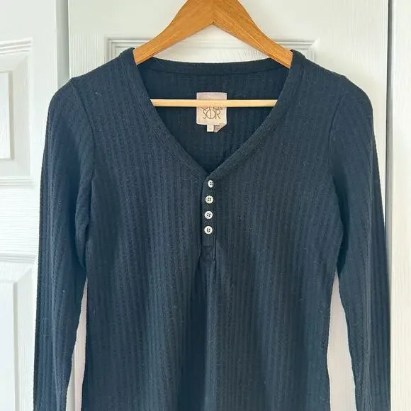 Chaser Black Ribbed Henley Long Sleeve Top V-Neck Women’s Size Small - Picture 3 of 5